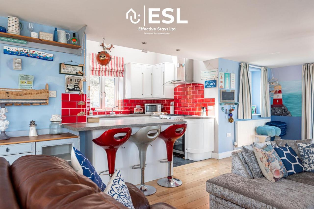 Beautiful En Suite 5 Bedroom Home With Sea Views New Quay  Kültér fotó