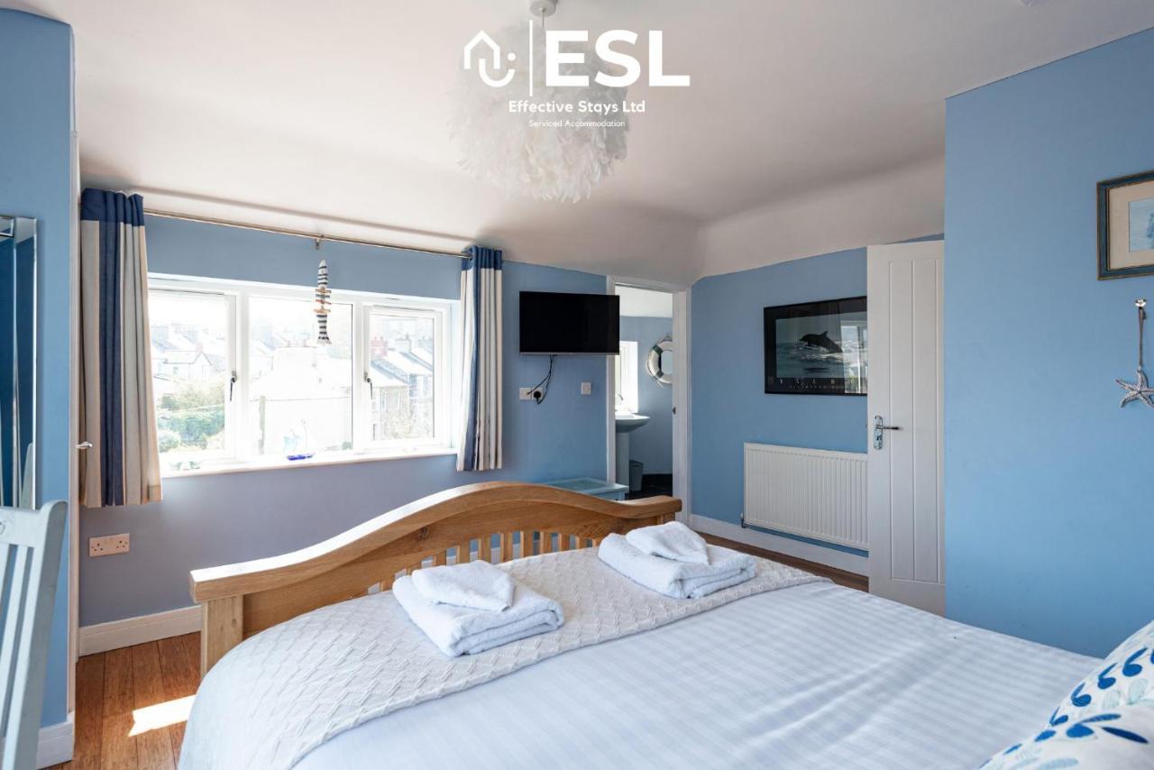 Beautiful En Suite 5 Bedroom Home With Sea Views New Quay  Kültér fotó