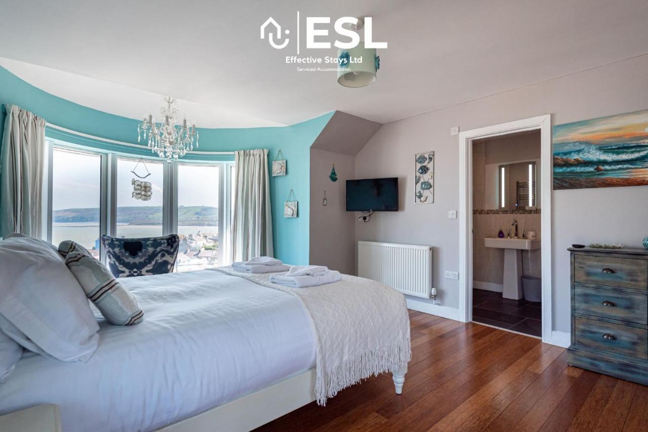 Beautiful En Suite 5 Bedroom Home With Sea Views New Quay  Kültér fotó