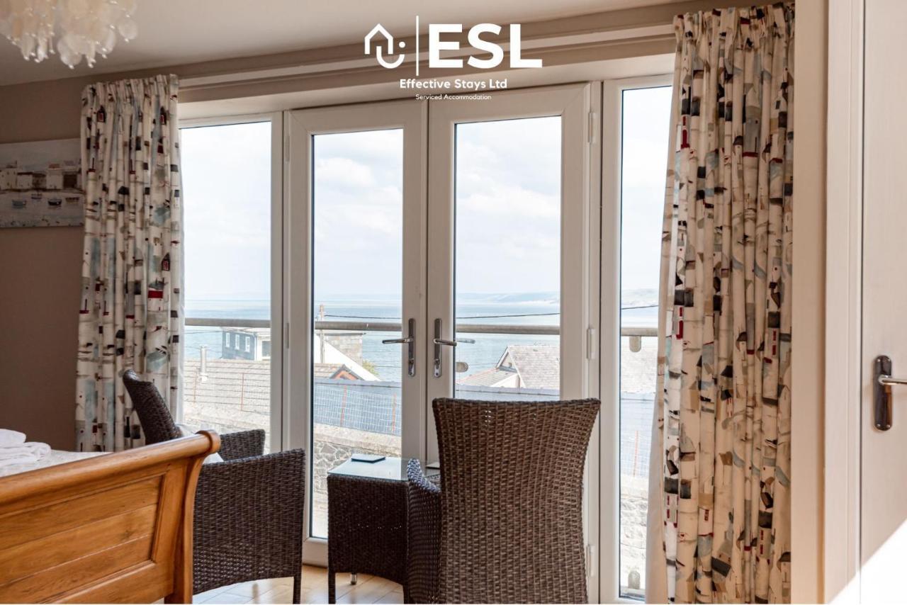 Beautiful En Suite 5 Bedroom Home With Sea Views New Quay  Kültér fotó