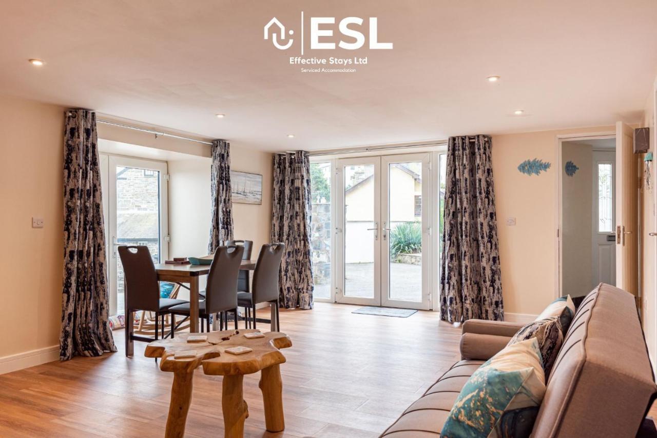 Beautiful En Suite 5 Bedroom Home With Sea Views New Quay  Kültér fotó